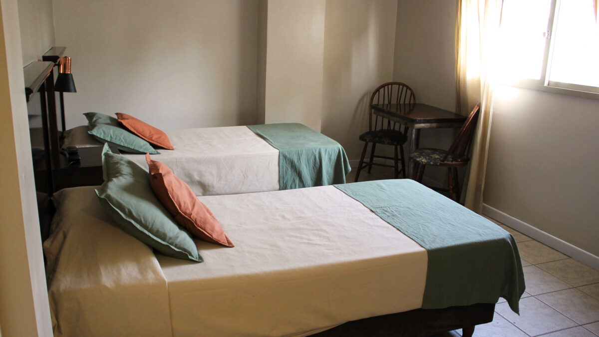 habitacion de dos camas individuales